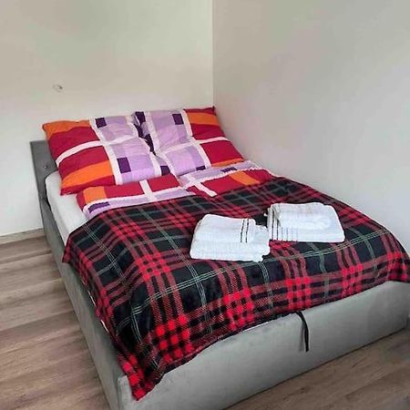 Ferienwohnung Outletcity Metzingen Метцинген Экстерьер фото