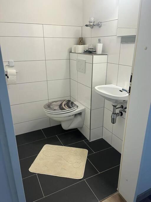 Ferienwohnung Outletcity Metzingen Метцинген Экстерьер фото